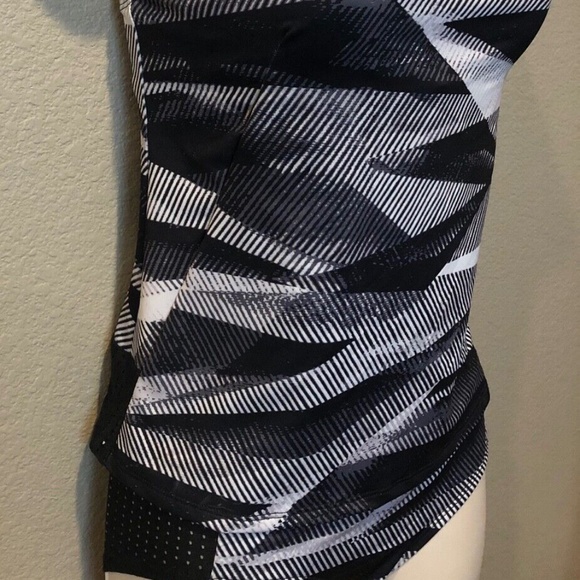 Nike Women's Nike Black/Gray Line Up 2-Piece Tankini Swimsuit Size S - Picture 5 of 11